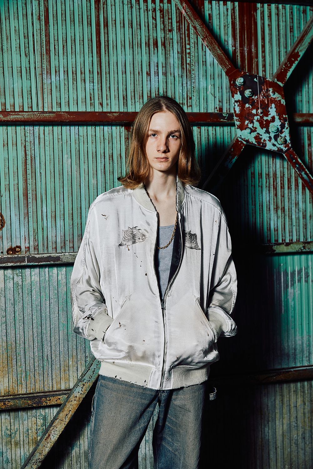 葛飾北斎『奔虎』の虎をモチーフとしたDAIRIKUのスカジャン