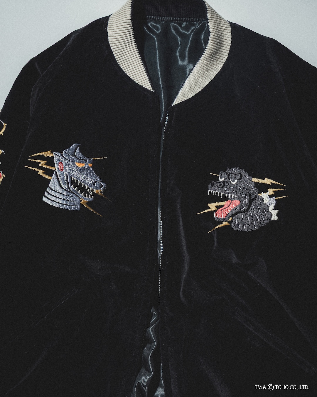 ゴジラ』の怪獣たちを刺繍。TAILOR TOYO × BEAMS JAPANのスカジャンが1