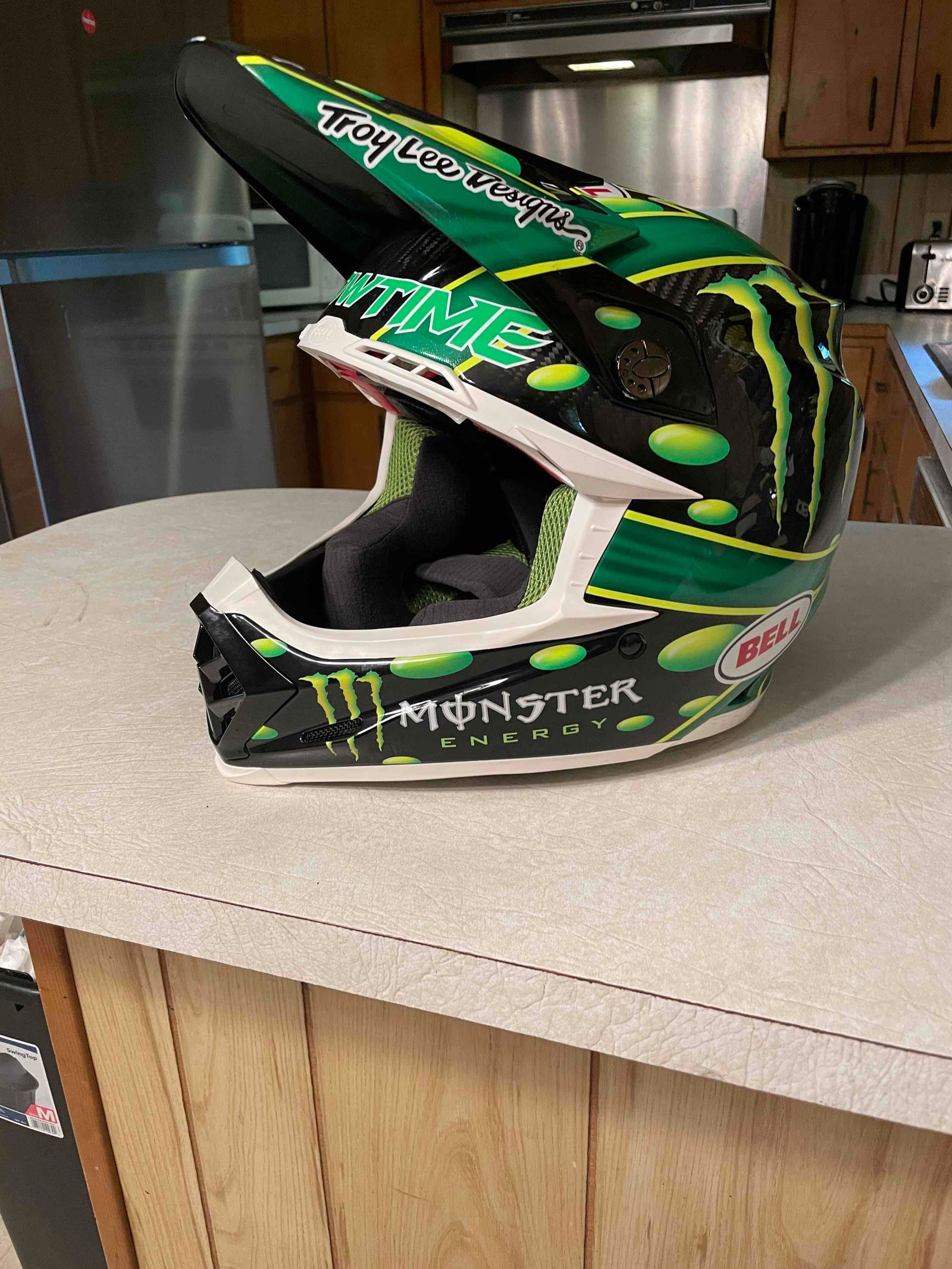 Bell Moto 9 Flex Monster Energy Helmets - Size M