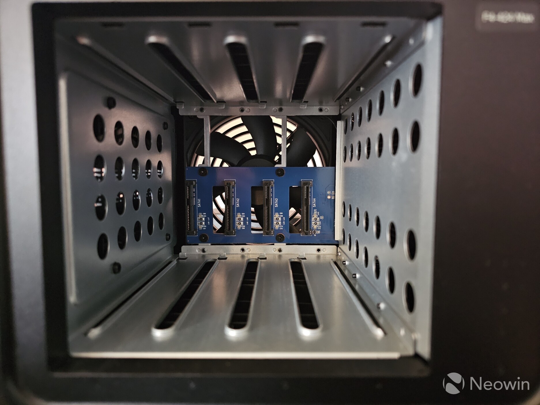 TerraMaster F4-424 Max review: a 10-core Intel i5-1235U, 10 GbE