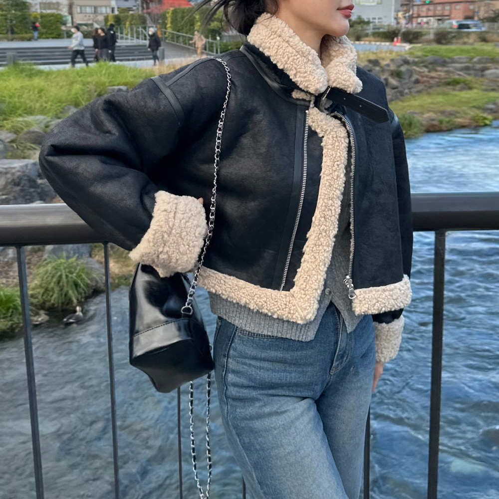 ダブルバックルボアレザークロップドムートンコート | ファッション