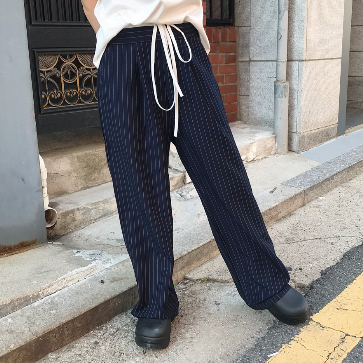 ストリングシックストライプパンツ | ファッション通販サイト NUGU