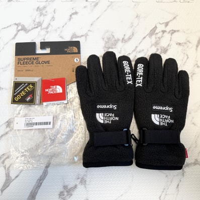 Supreme x The North Face RTG Fleece Gloves 