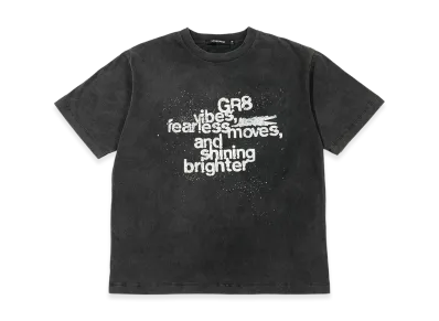 GR8が『LE SSERAFIM Japan Original Brand merch. POP UP STORE』を