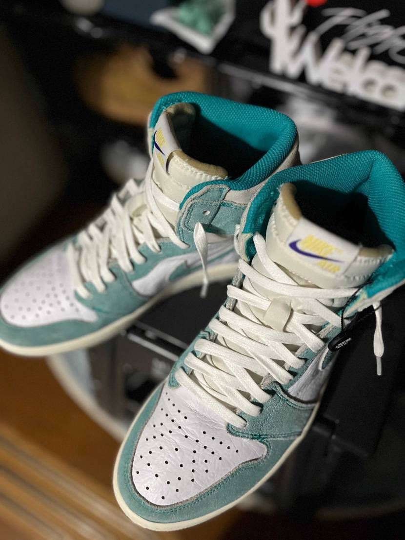 ナイキ エアジョーダン1 レトロ ハイ OG 