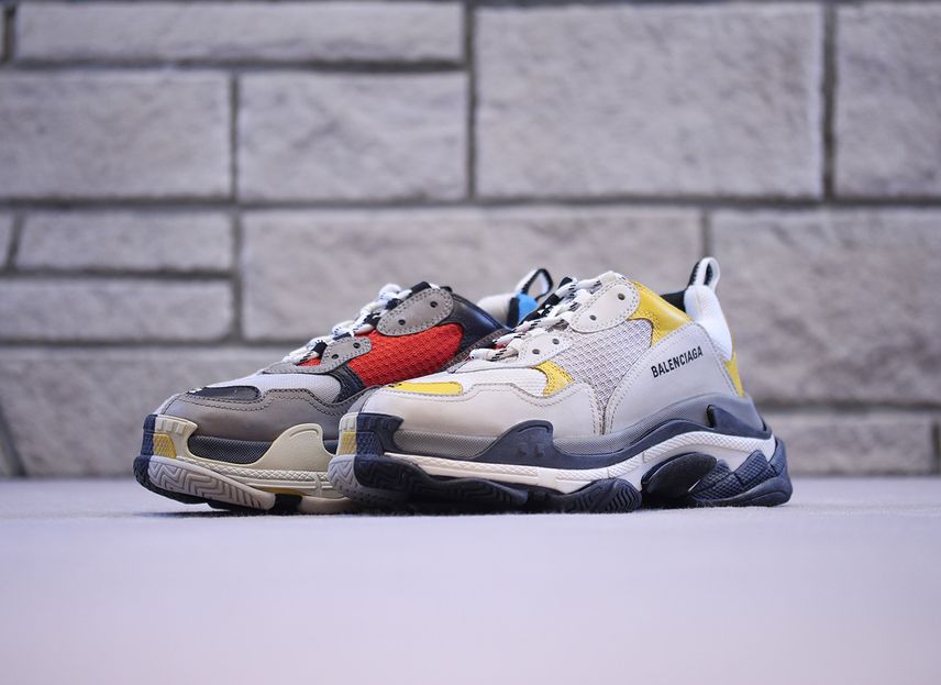 バレンシアガ トリプルS (BALENCIAGA Triple S) の新作・中古通販