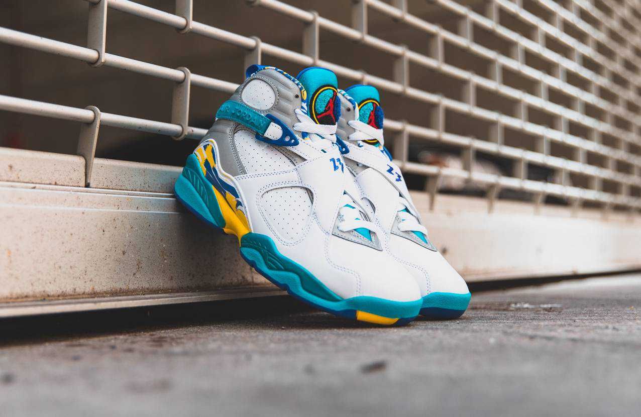 ナイキ エアジョーダン8 アクア【7/12発売】 | スニーカーダンク
