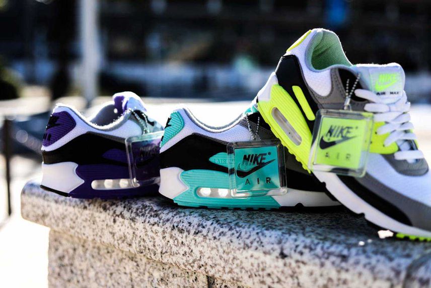 NIKE AIR MAX 90 