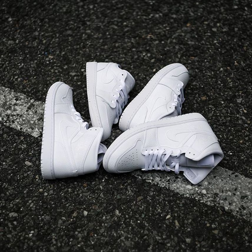 Nike Air Jordan 1 Mid 