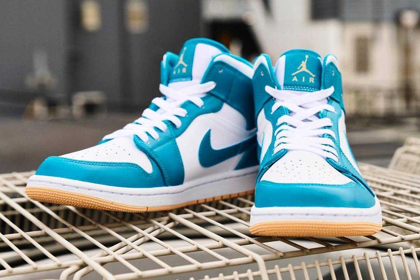 Nike GS Air Jordan 1 Mid 