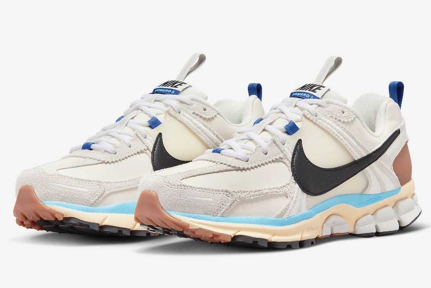 Nike Women's Zoom Vomero 5 Premium 