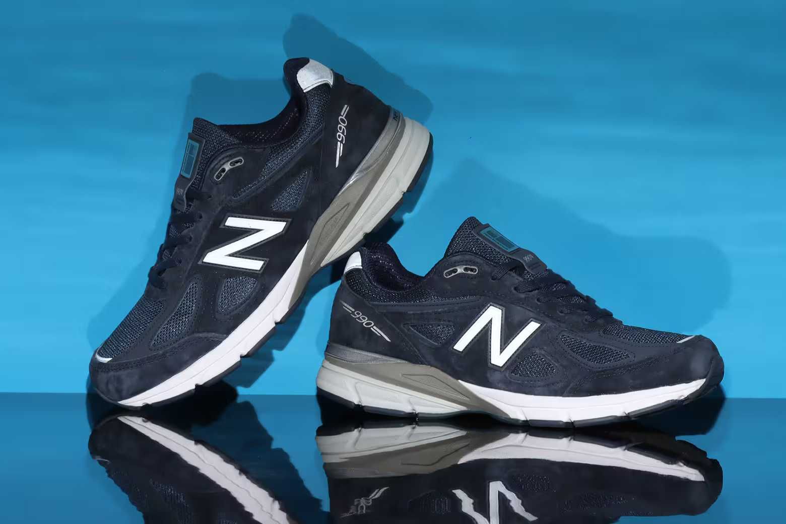 4/26発売｜New Balance 990V4 