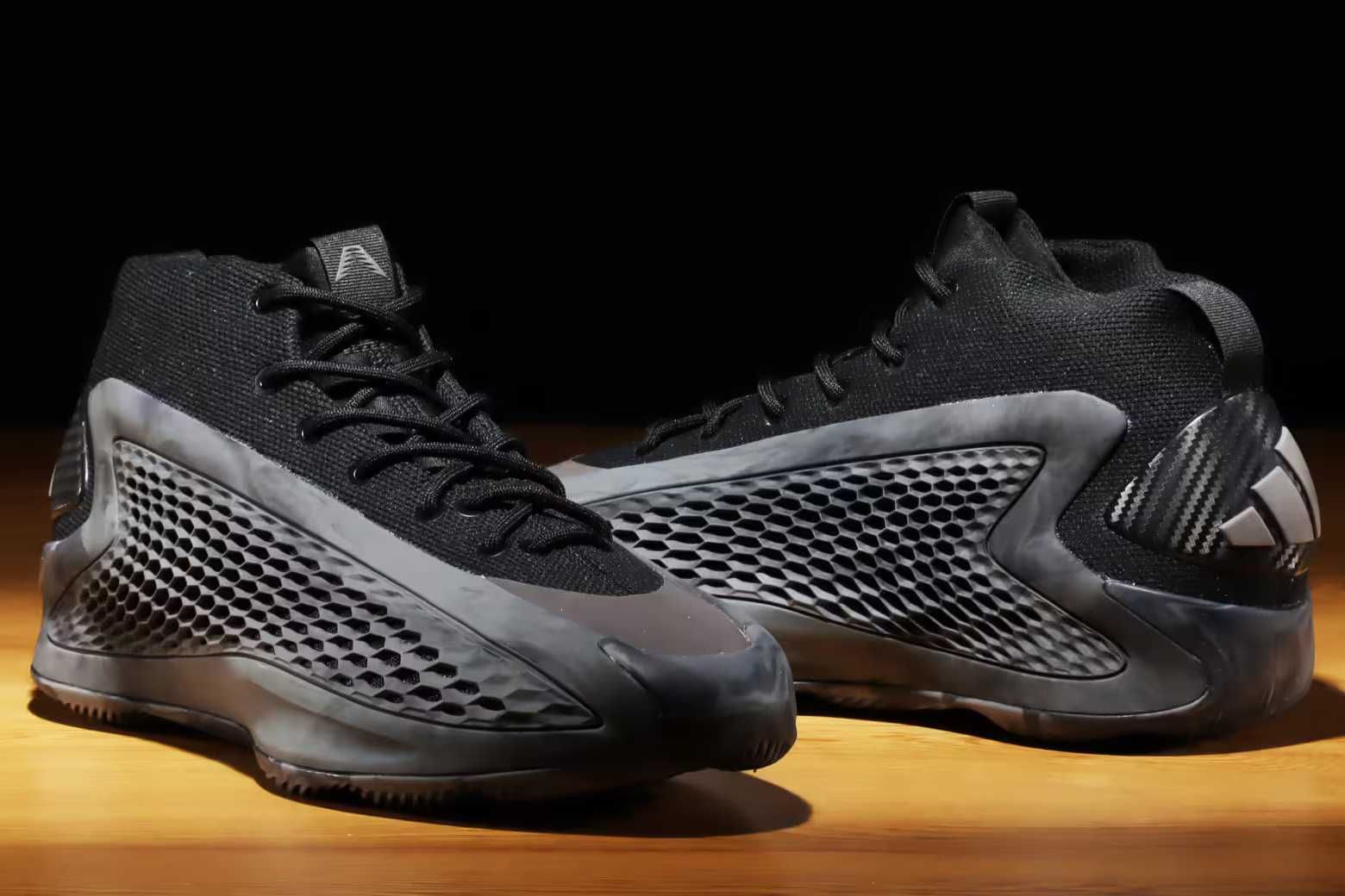 8/23発売｜adidas A.E.1 