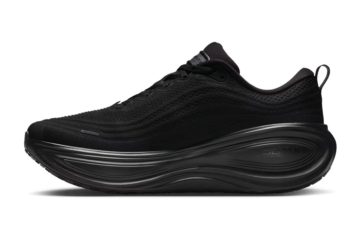 2/5発売｜Nike Vomero Plus 