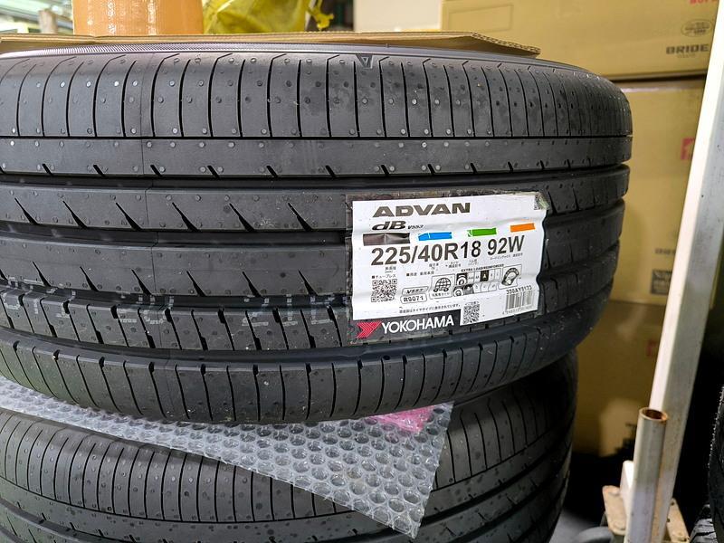 YOKOHAMA ADVAN dB V553 225/40R18 のパーツレビュー | S3 スポーツ