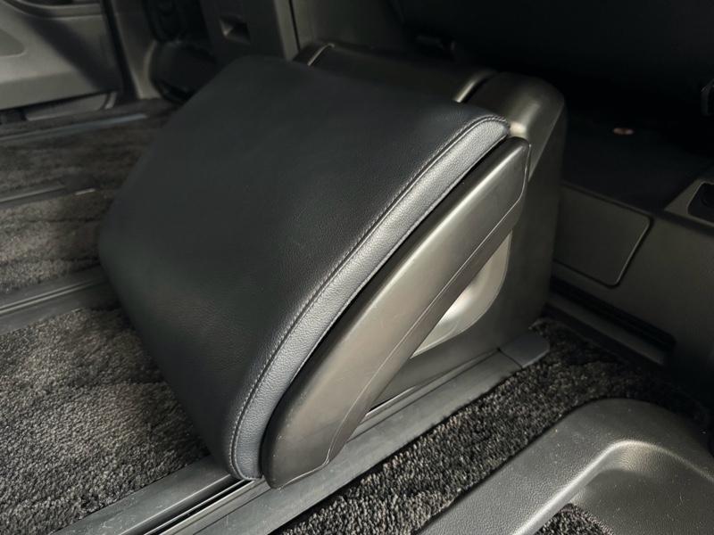 トヨタ(純正) オットマン のパーツレビュー | アルファード(imamu