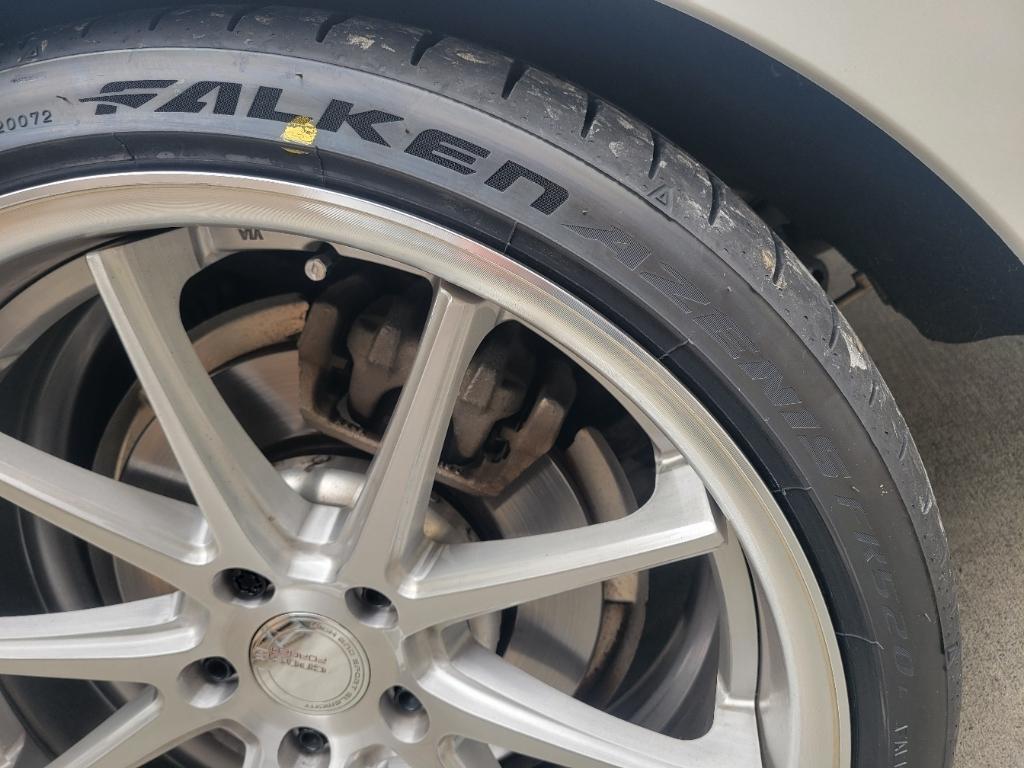 FALKEN AZENIS FK520 275/30ZR20 のパーツレビュー | 5シリーズ