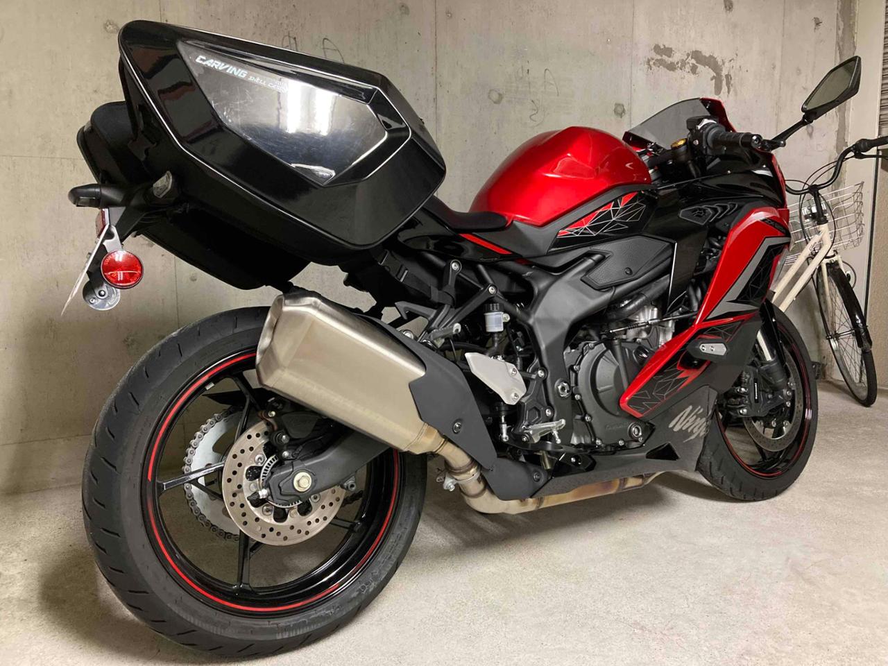 TANAX カービングシェルケース のパーツレビュー | Ninja ZX-25R