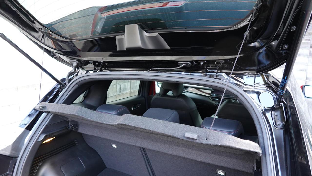 日産(純正) トノカバー補修部品 のパーツレビュー | オーラ e-POWER