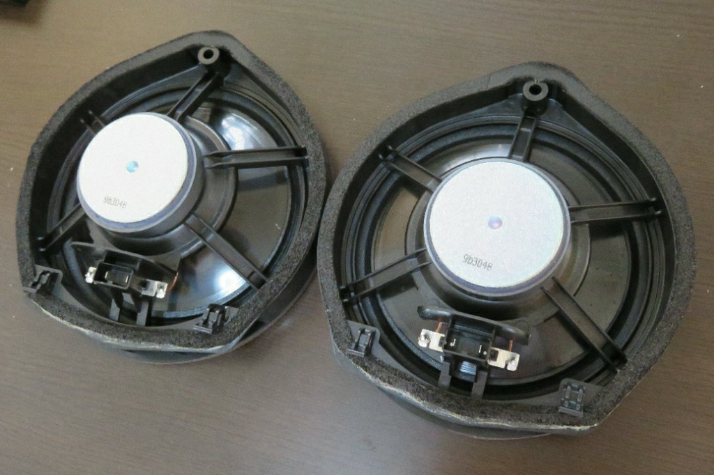 純正スピーカーアップグレード計画①格安なのに効果は抜群デッドニング