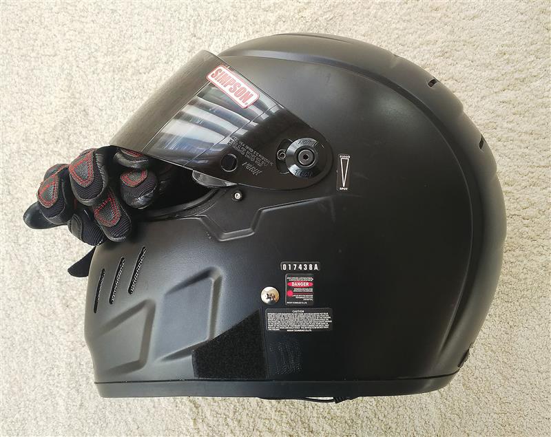 お散歩用ヘルメットのご紹介 SIMPSON SPEEDWAY RX-10（ヤマハ VMX12