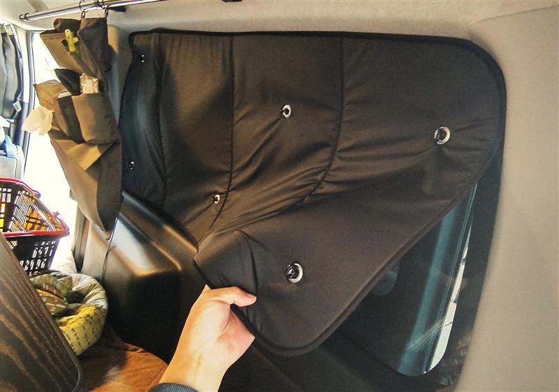 趣味職人シェードの実力はいかに！？（トヨタ ハイエースバン・H200系