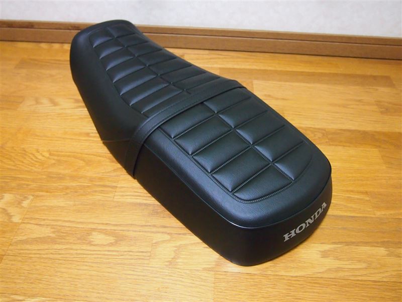 ホンダ(純正) CB1100EX専用シート のパーツレビュー | CB1100(シー
