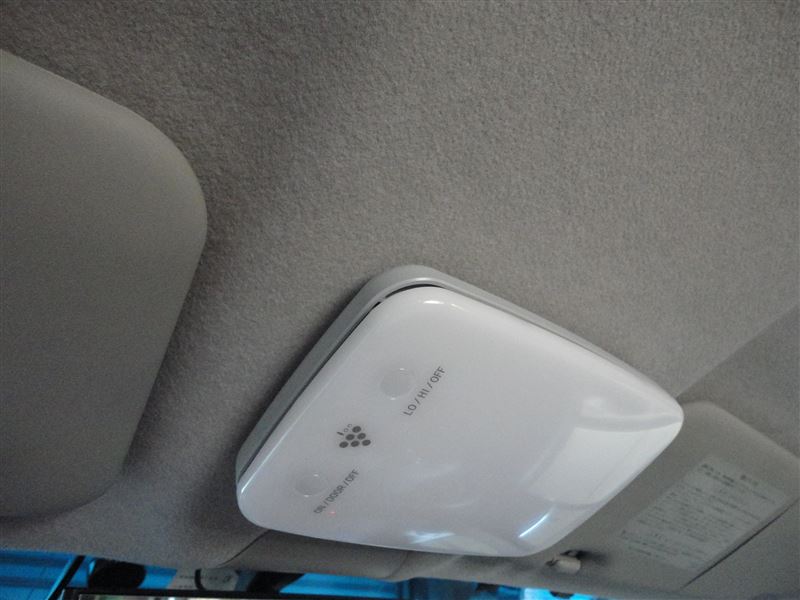 ダイハツ(純正) プラズマクラスター搭載LEDルームランプ のパーツ