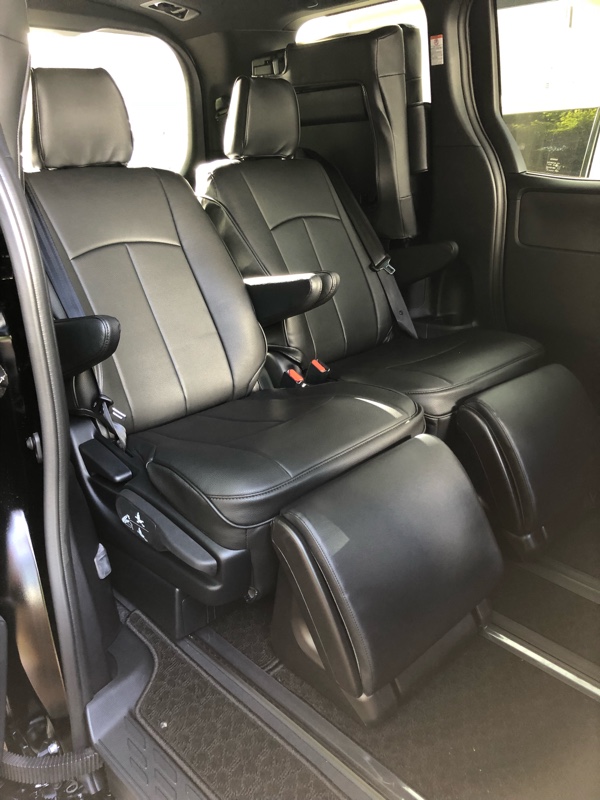 トヨタ(純正) オットマン のパーツレビュー | ヴォクシー(nayクラ