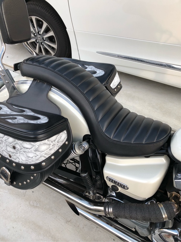 イージーライダース コブラシート のパーツレビュー | ドラッグスター