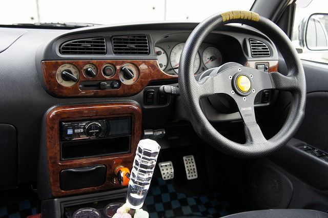 ダイハツ純正 L700S ミラジーノ 中期型 木目調パネル のパーツレビュー