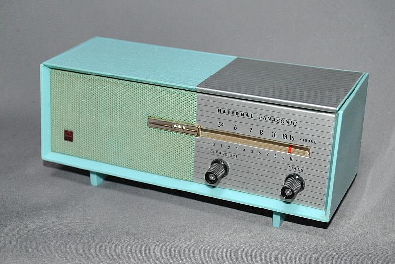 松下電器産業 ナショナル、トランジスターラジオ R-8｜覆面えるの