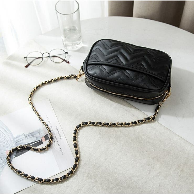 ラインキルティングチェーンバッグ（ゴールド金具） PUレザー