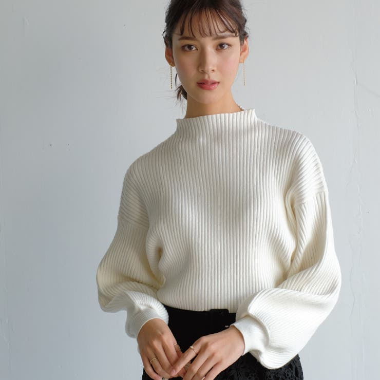 可愛く着痩せする♪長袖バルーンスリーブニット[品番：QU000006929