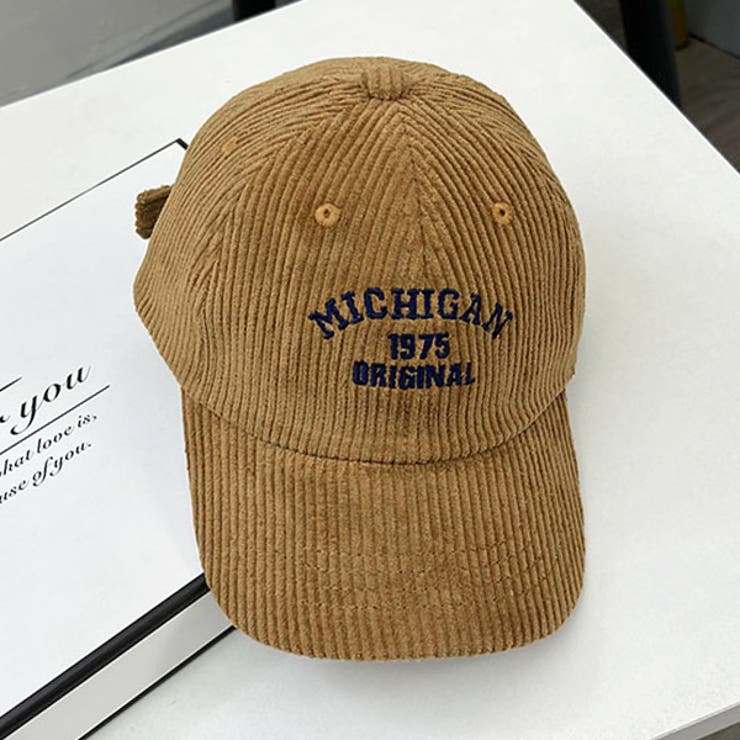 コーデュロイ・刺繍ロゴ ベースボールキャップ [品番：ADEW0003870