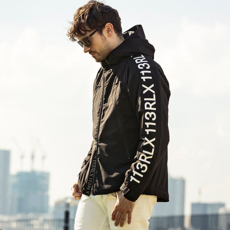 1PIU1UGUALE3 RELAX スリーブロゴマウンテンパーカー[品番