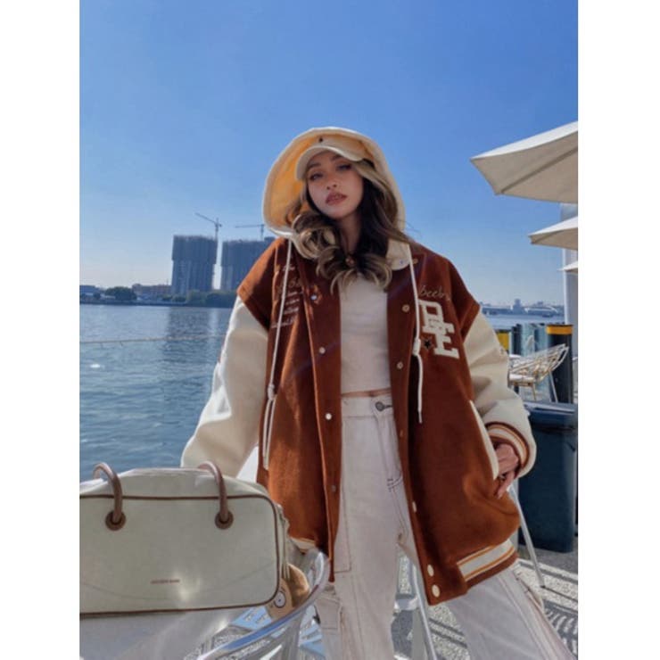 オーバーサイズ ロゴ スタジャン[品番：TOPW0000383]｜DEVICE