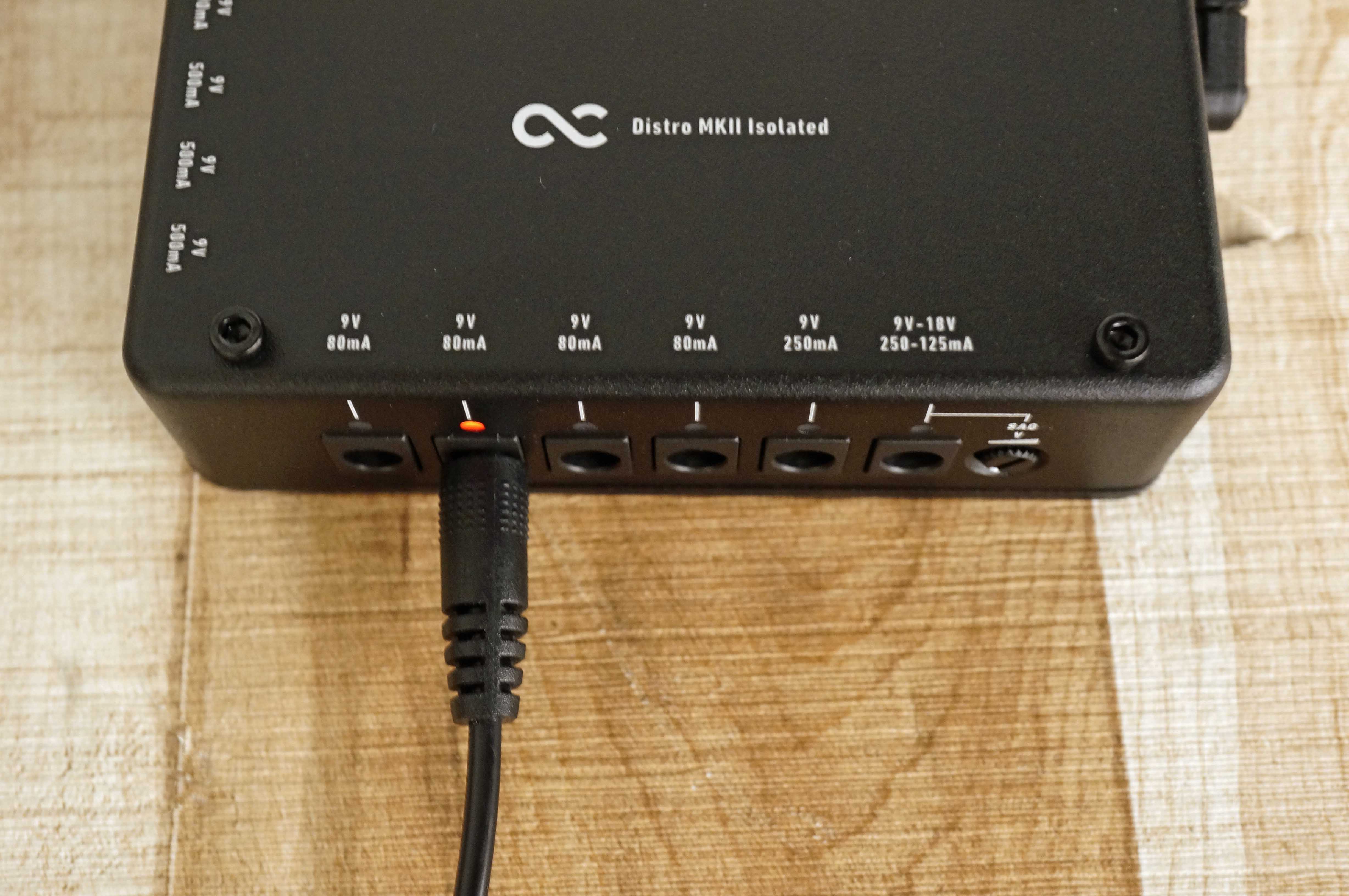 小さくてノイズレス、最高峰アイソレーテッドパワーサプライ、Distro