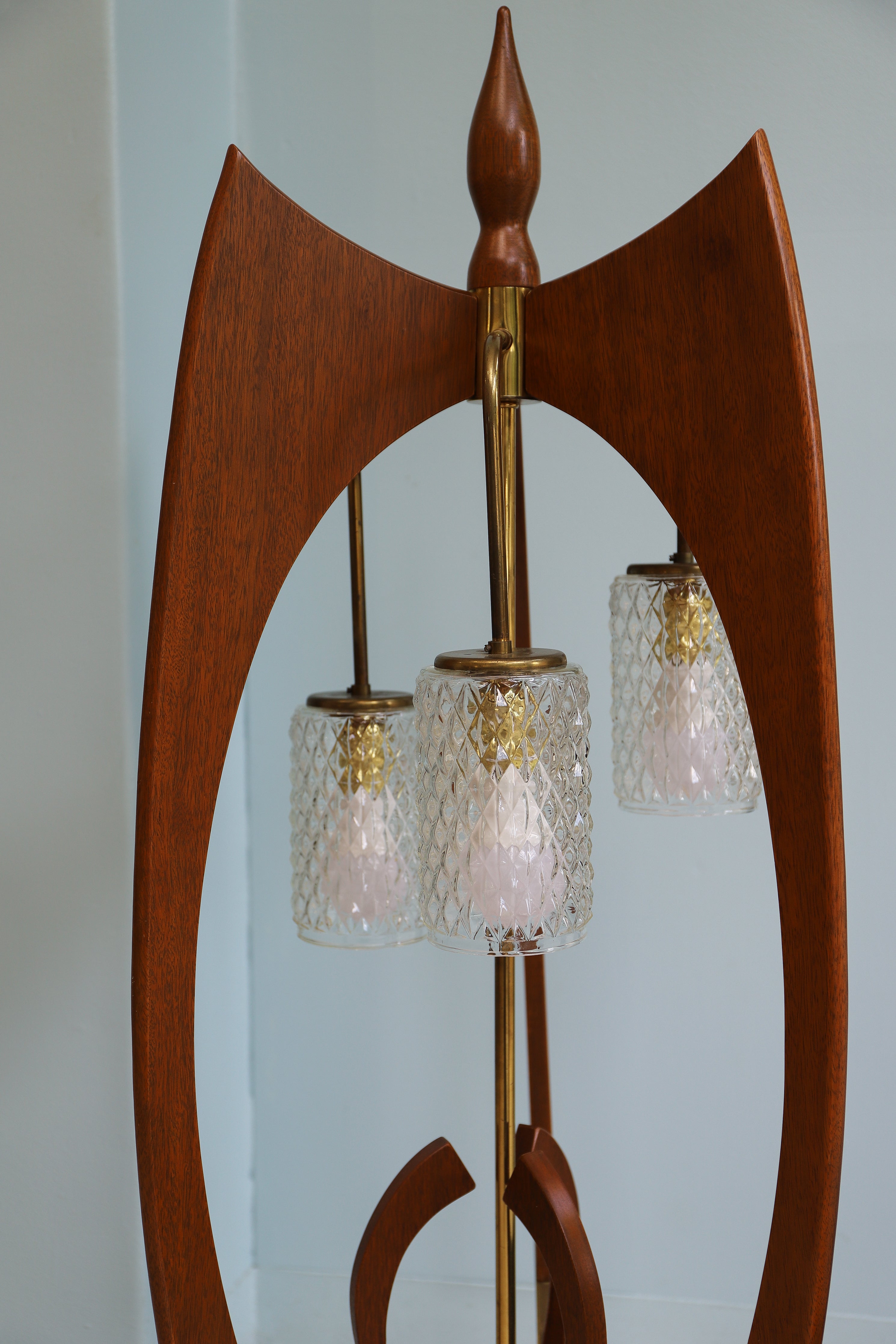 アメリカヴィンテージ フロアランプ 木製ベース ミッドセンチュリー