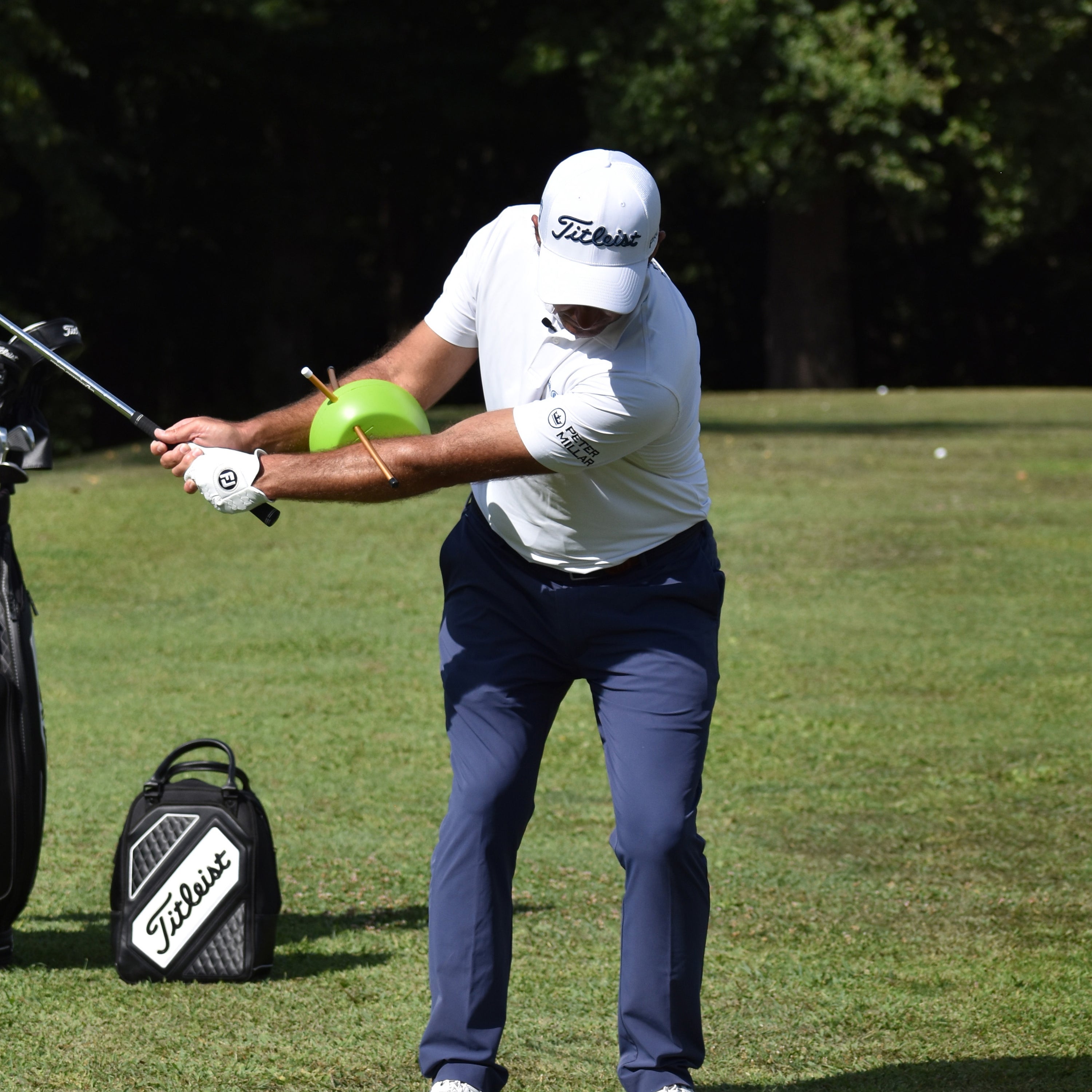 FaceOnRotaion3sqr_3000x3000.