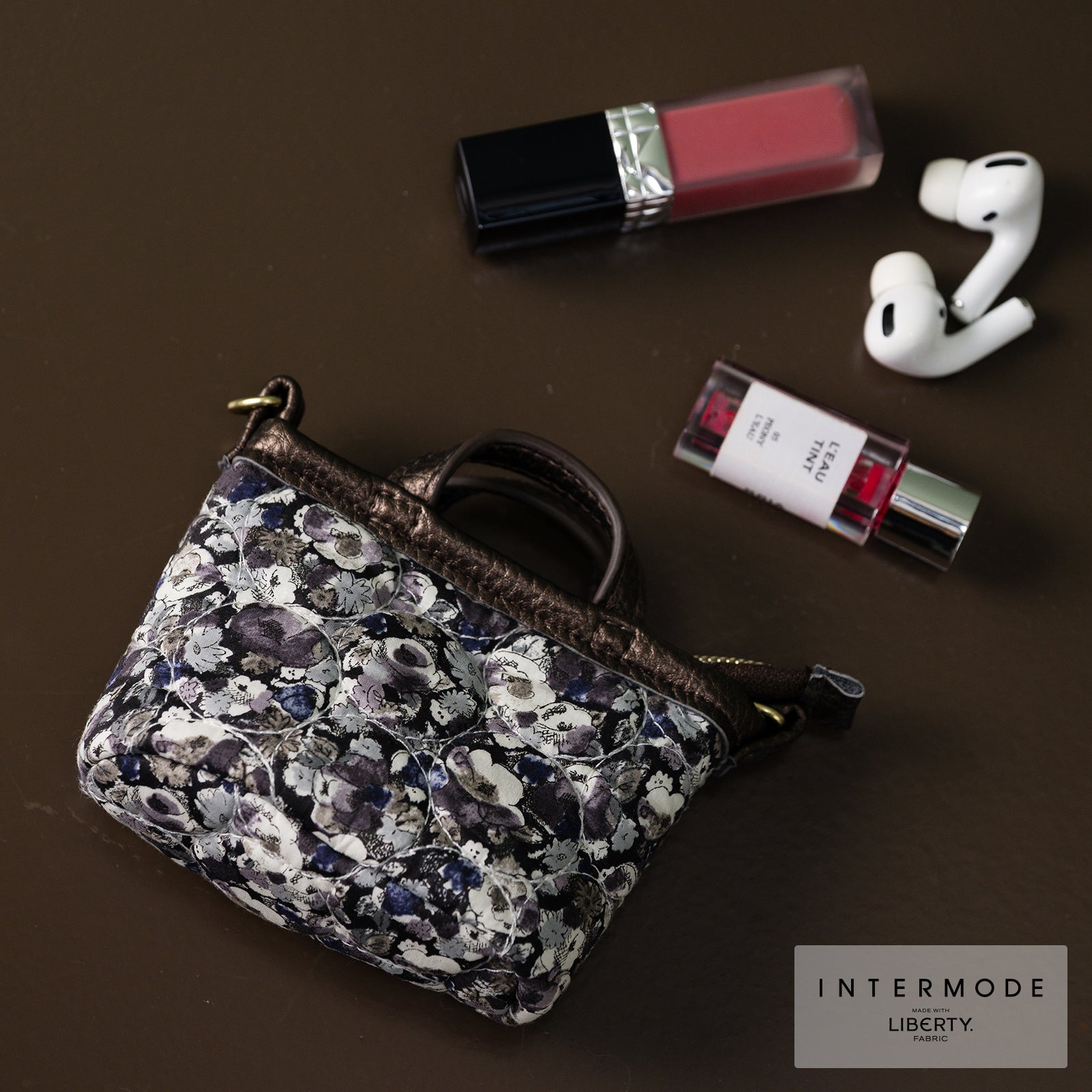 リバティプリント キルティングミニバック型チャームポーチ #187a