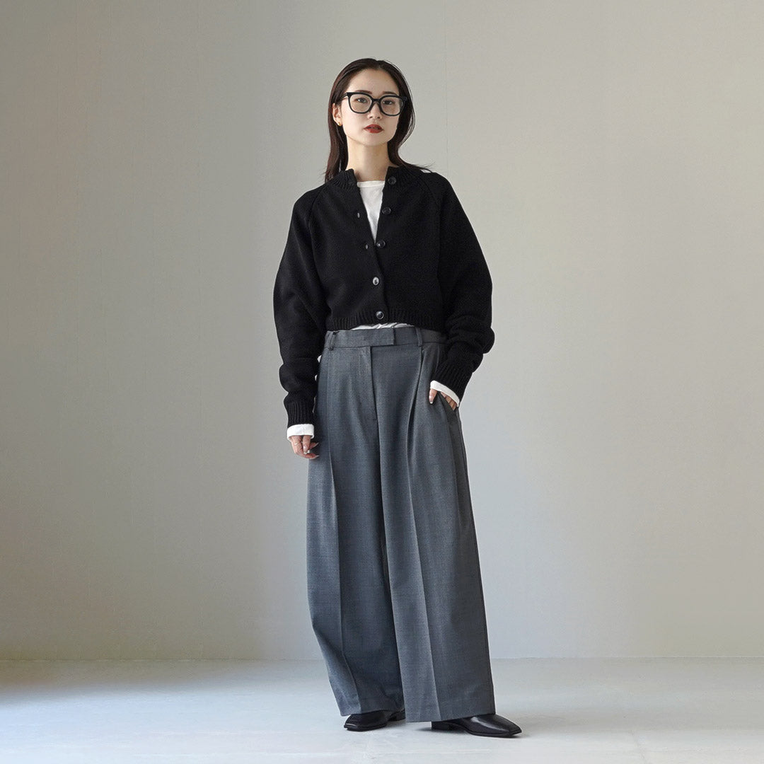 ETRE TOKYO（エトレトウキョウ） ハイネックコンパクトニット