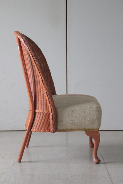 猫足が可愛いピンクのロイドルームチェア（椅子） イギリス