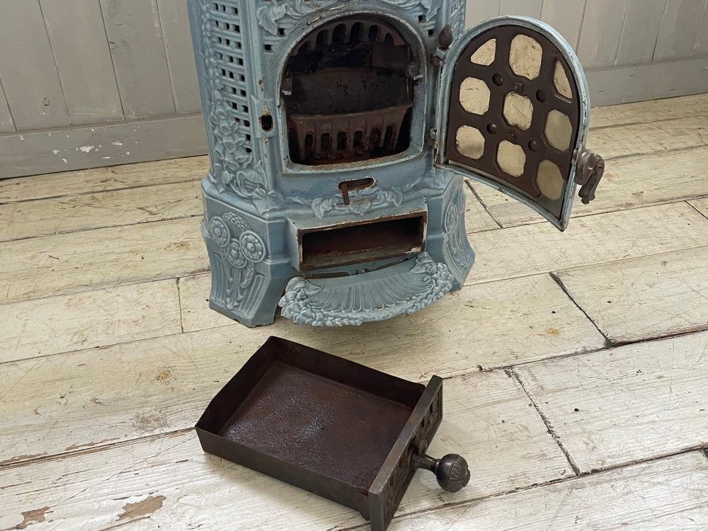 1900年代アールヌーボーデザインのストーブ フランスアンティーク