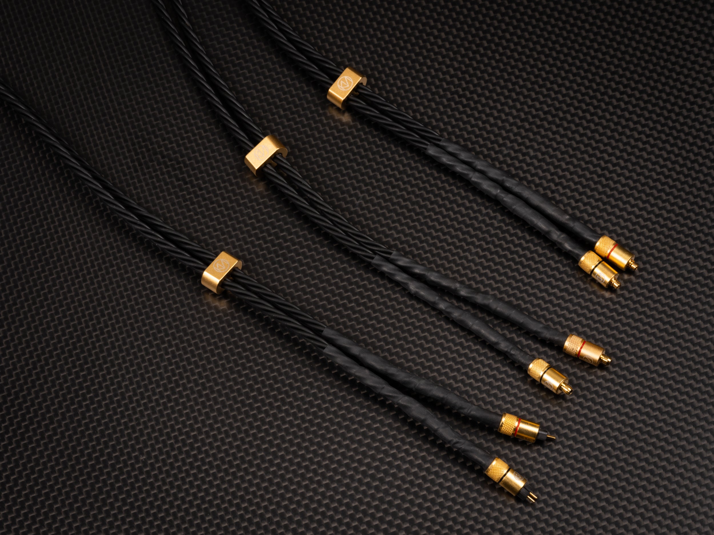 YATONO 8wire-Ultimate earphone re-cable – Brise Audio