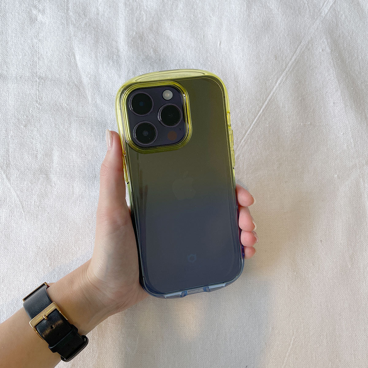 iPhone14Pro_14ProMaxのディープパープルに合うスマホケースおすすめ！