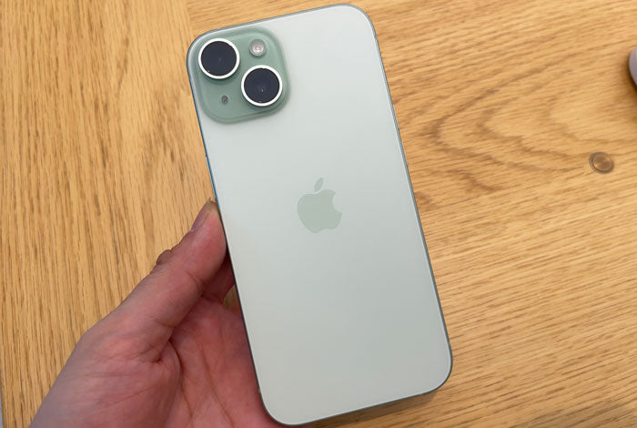 iPhone15/15Plusのグリーンに合うスマホケースおすすめ！