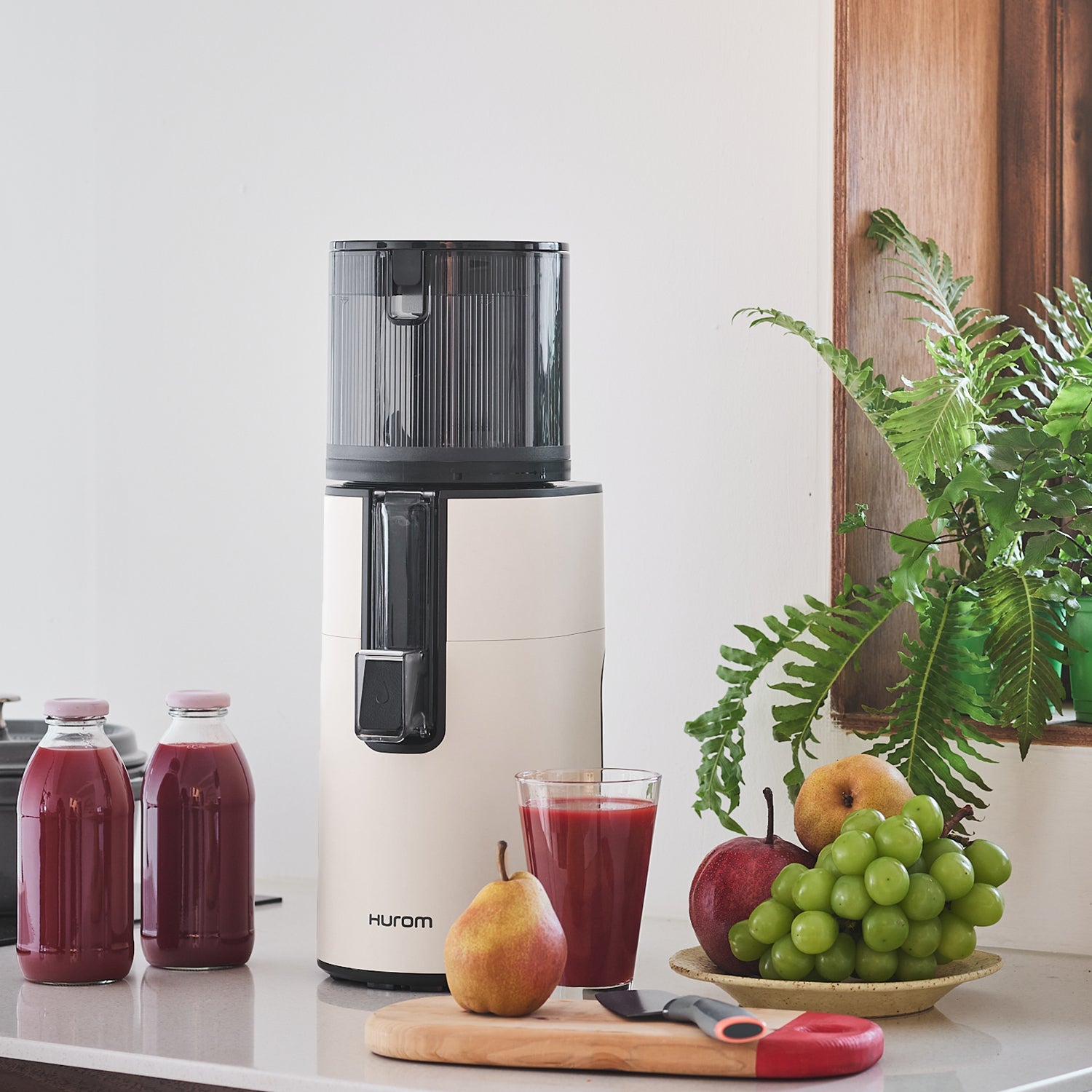 製品一覧：スロージューサー– HUROM ONLINE SHOP｜ヒューロム