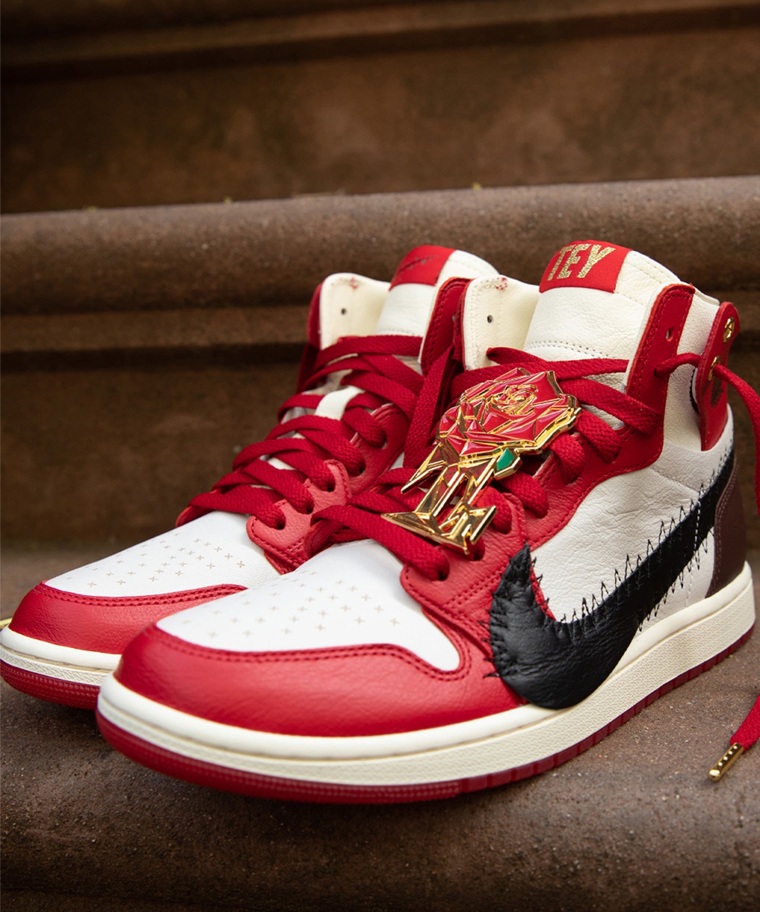 6/13(火)抽選販売のお知らせWmns Air Jordan 1 Zoom Air CMFT 2 SP