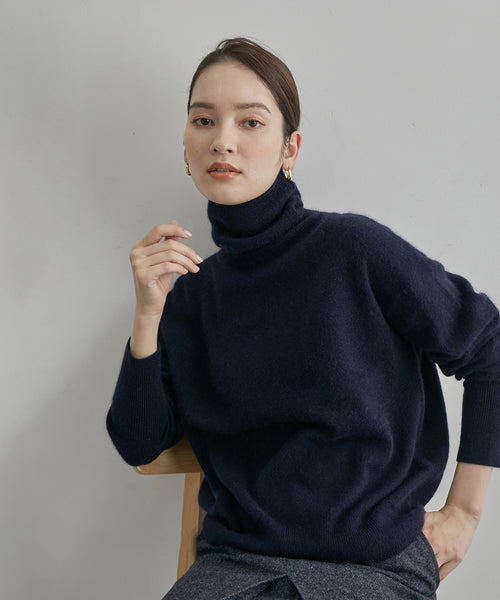 ROPÉ(ロペ) / チャイニーズラクーンウールタートルネックニット
